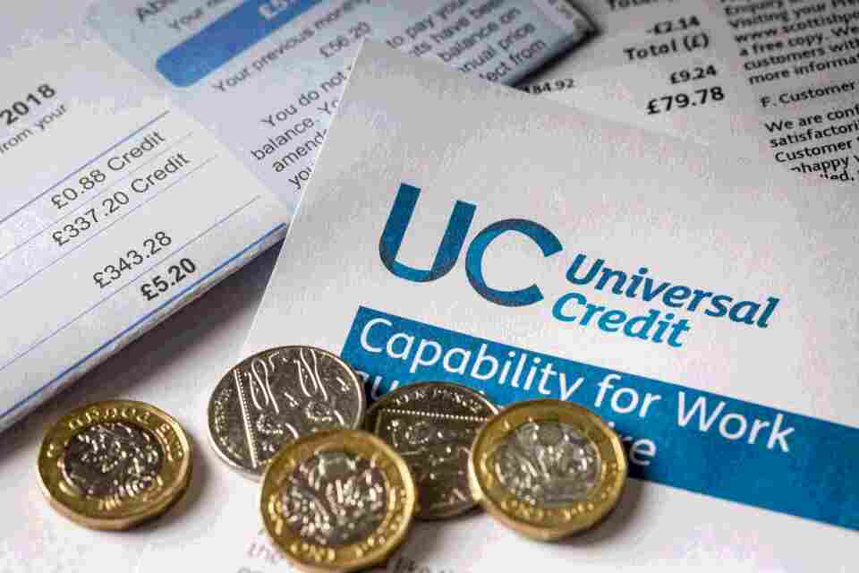 Thousands on Universal Credit and benefits to be paid early TOMORROW